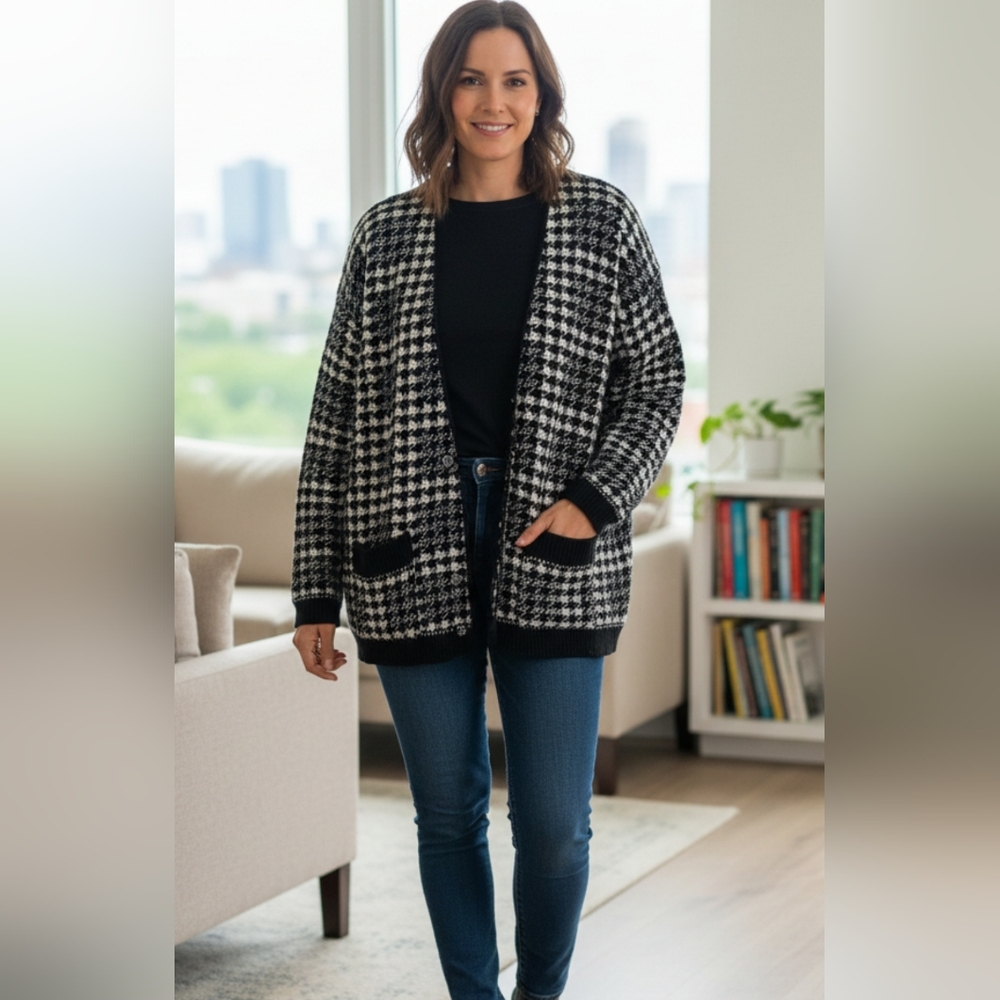 Sears Black & White Houndstooth Open-Front Cardigan